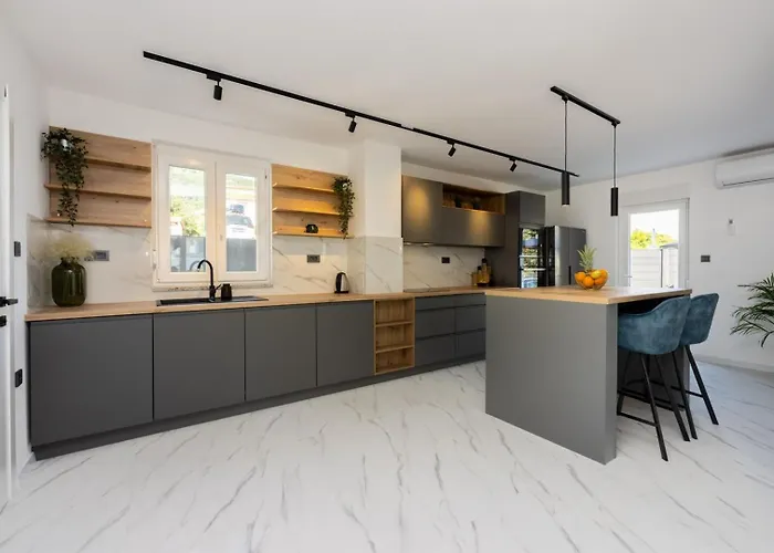 Luxury Magic With Swimming Pool