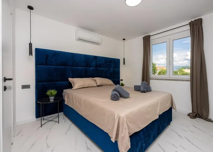 Luxury Magic With Swimming Pool Башка