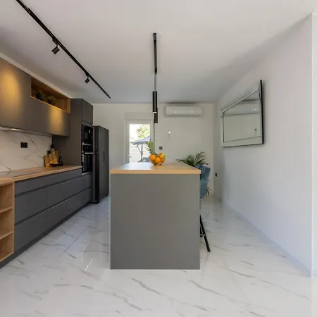 Luxury Magic With Swimming Pool