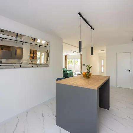 Luxury Magic With Swimming Pool ヴィラ *