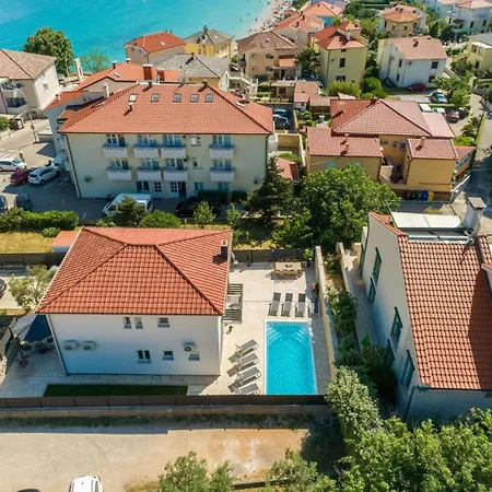 Villa Luxury Magic With Swimming Pool