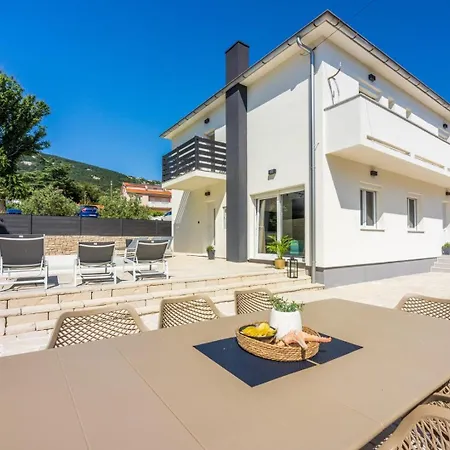 Luxury Magic With Swimming Pool Villa *