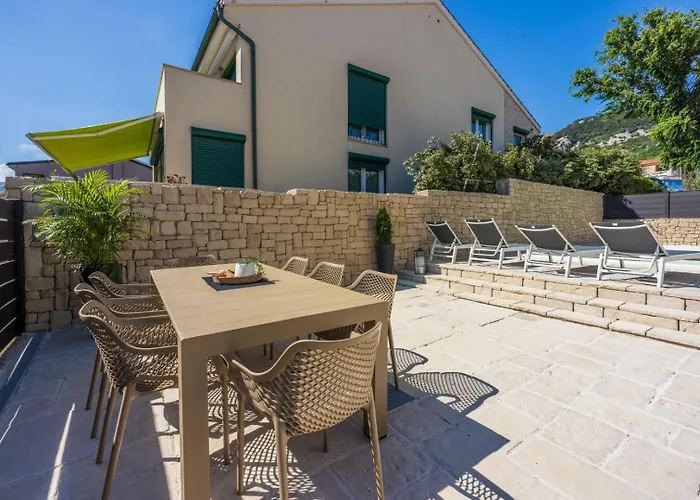 Luxury Magic With Swimming Pool Vila