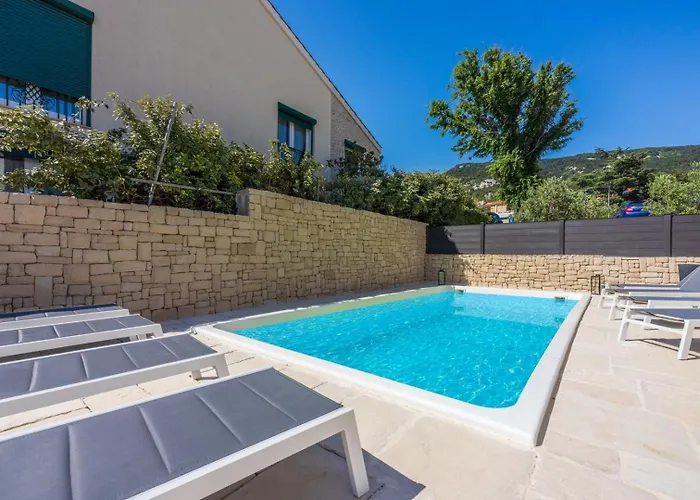 Vila Luxury Magic With Swimming Pool *
