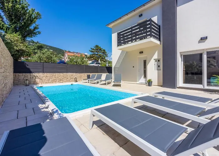 Vila Luxury Magic With Swimming Pool Baška