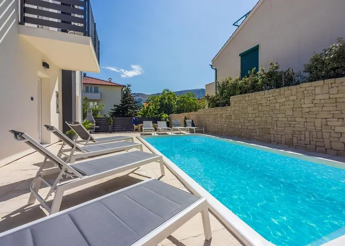 Luxury Magic With Swimming Pool *